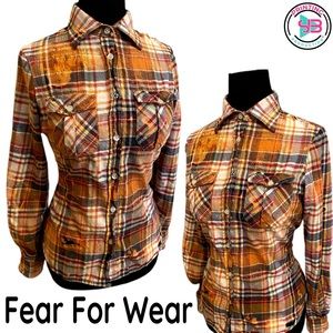 Fear For Wear Plaid Flannel Distressed Button Down Shirt Women’s Size Medium